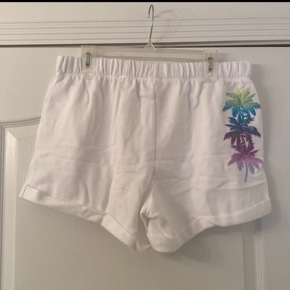 Pink vs Palm tree shine boyfriend shorts size l - Picture 3 of 4